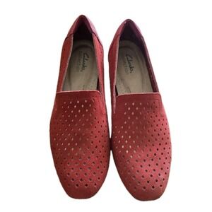 Clarks Collection Women's Red Suede Office Comfort Shoes Flats  Sz 7M